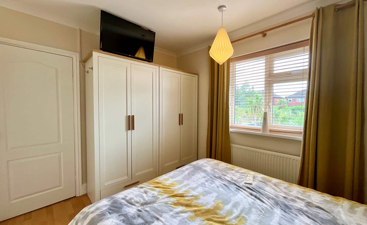 bedroom