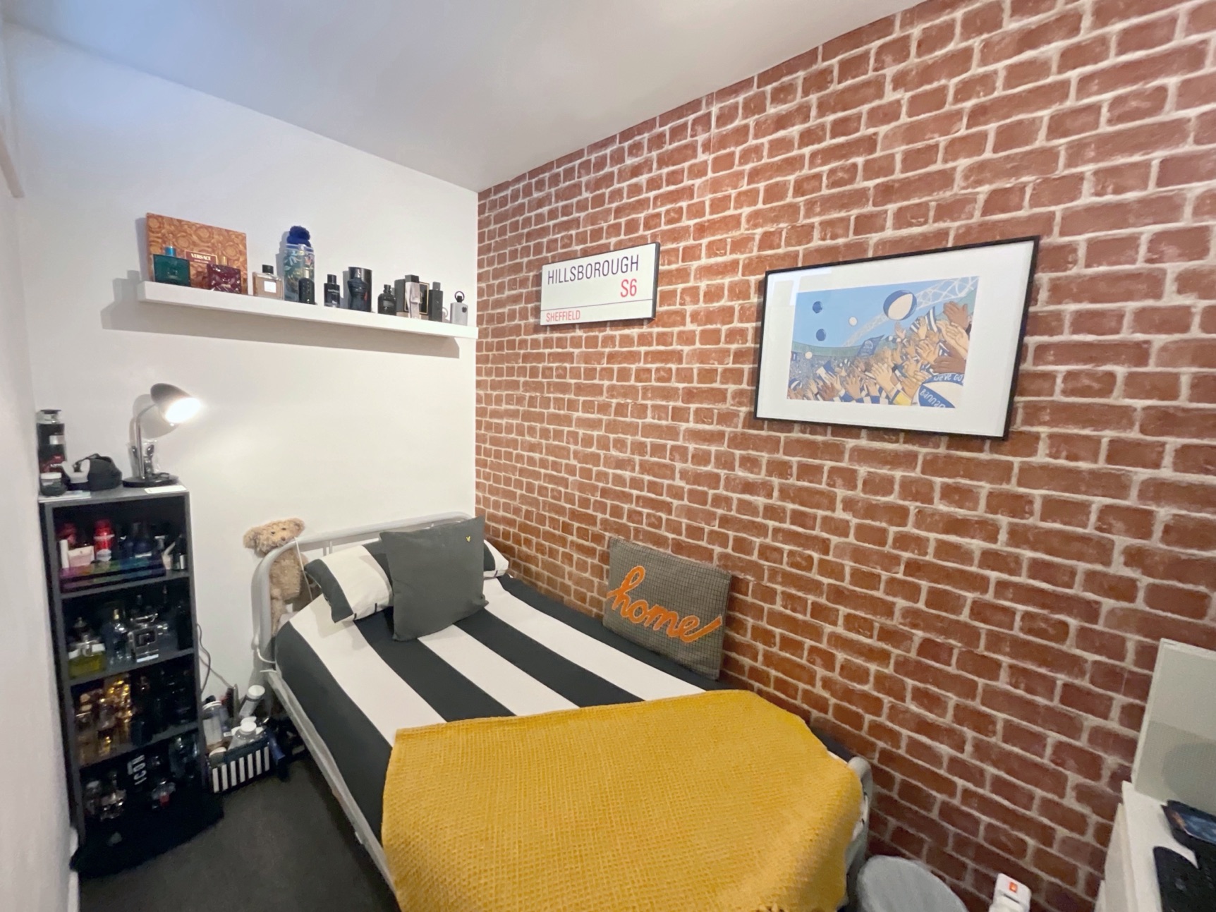 OCCASIONAL ROOM 