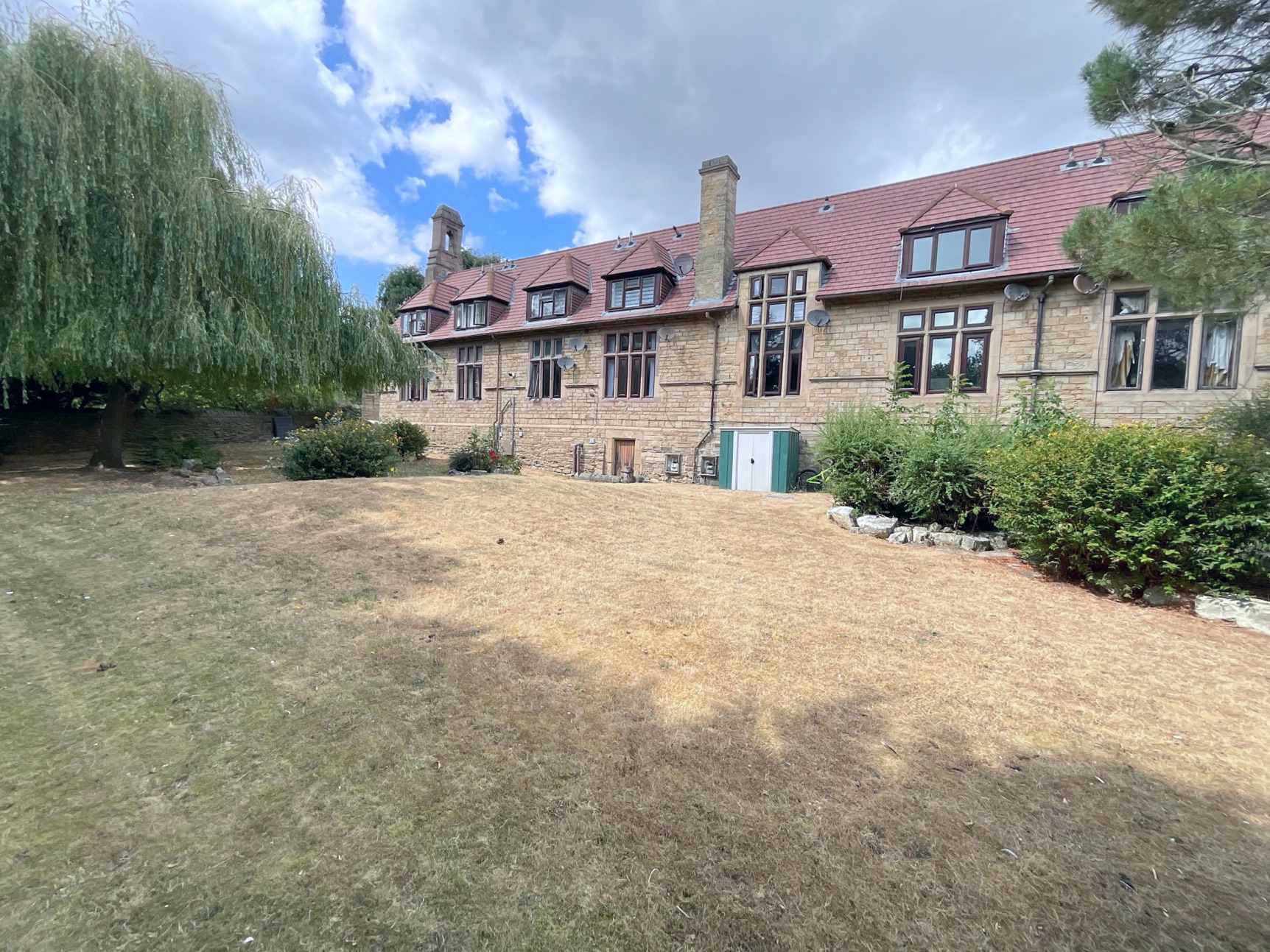 communal grounds 