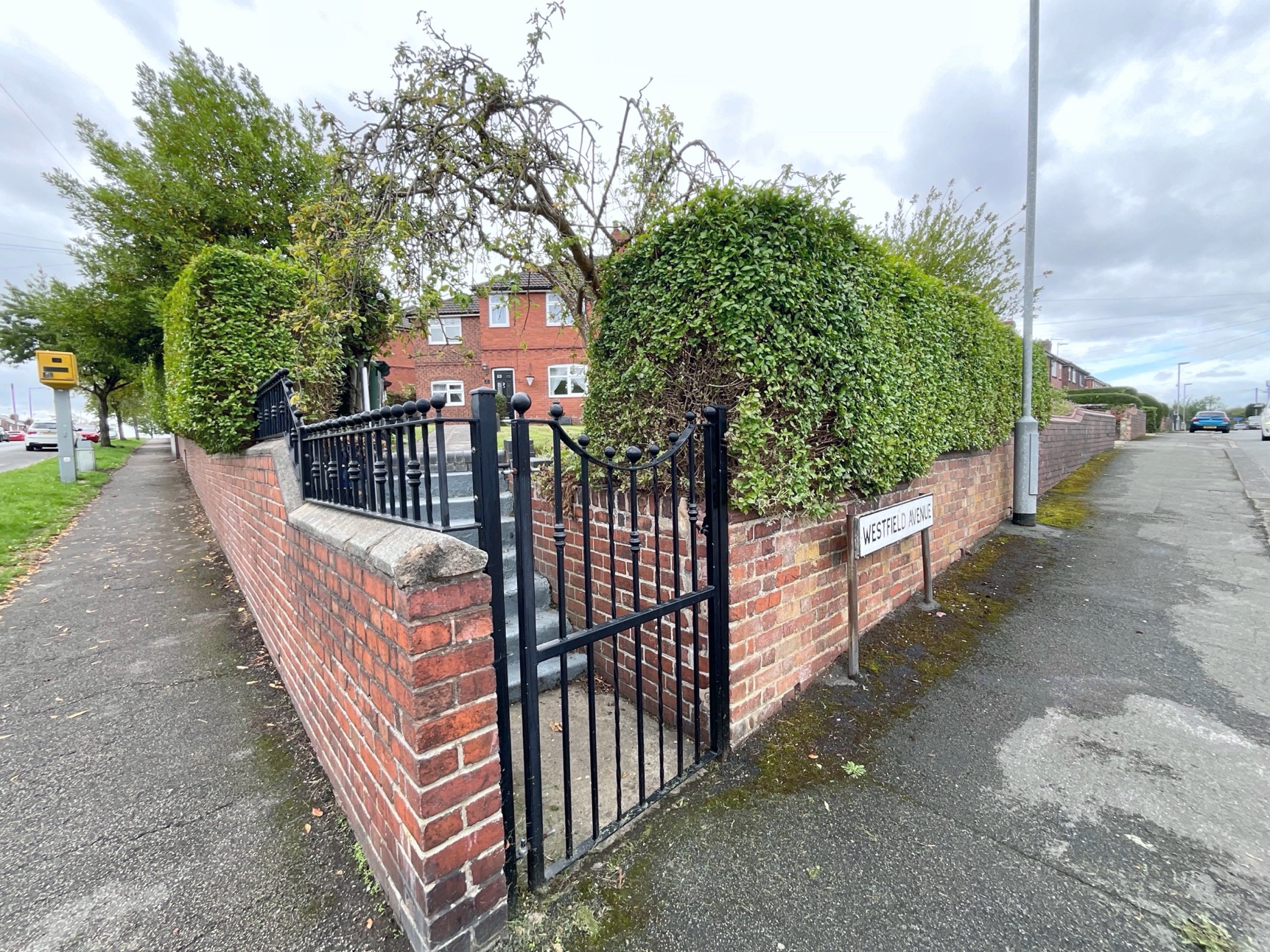 gated entry 