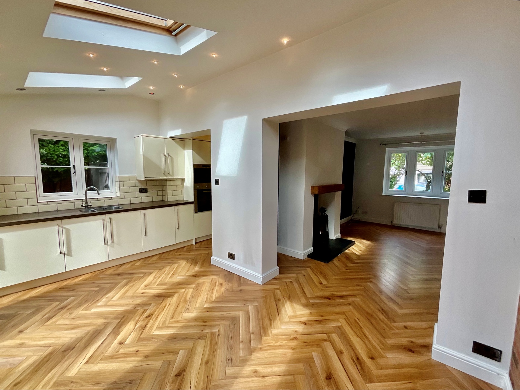 Kitchen Dining Area 